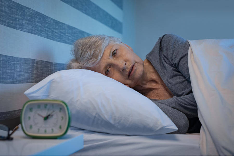 علاج اضطرابات النوم عند كبار السن
